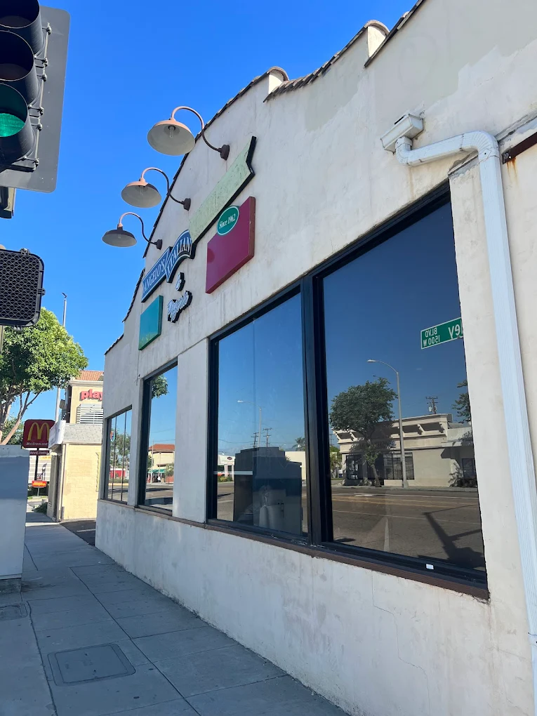 Angelo's Italian Restaurant & Pizzeria